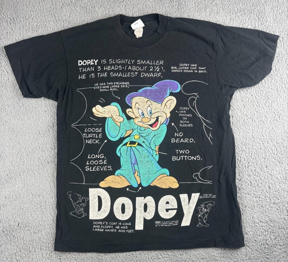 Disney Snow White and the Seven Dwarfs T-Shirt Men's Chest SZ 46 Black Vintage
